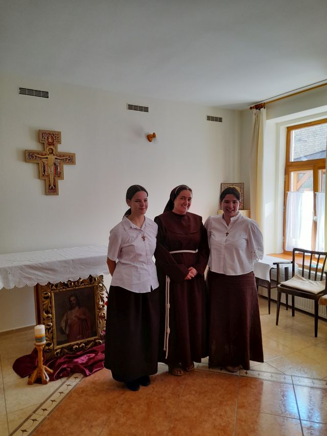 Mária napi lelkinap Esztergomba